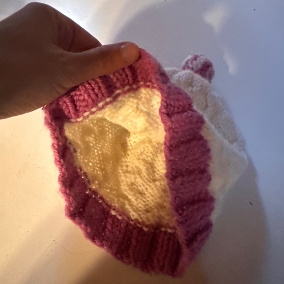 Girls infant toddler knit hat - Picture 3 of 3
